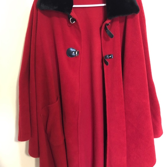 le mode Jackets & Blazers - Red fleece cloak